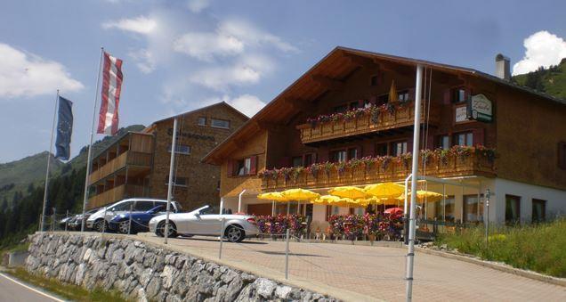 Hotel-Gasthof Zimba Damuels Esterno foto