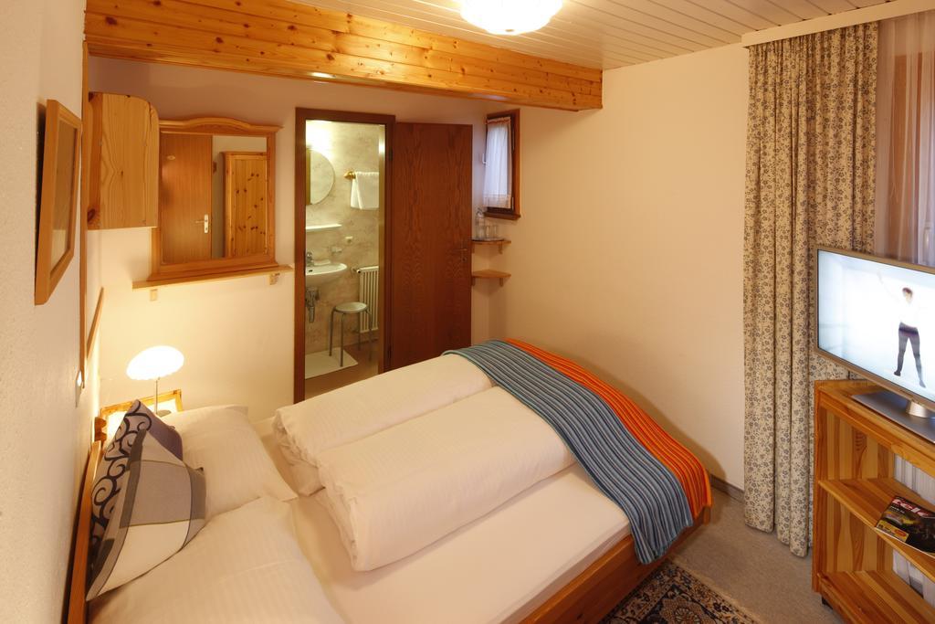 Hotel-Gasthof Zimba Damuels Esterno foto